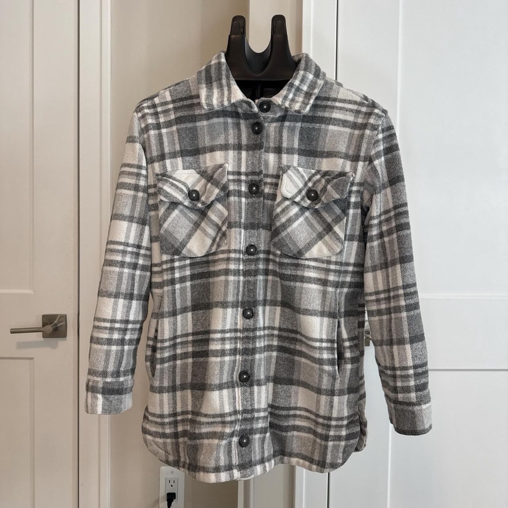 Thread & Supply Plaid Shacket Gray/White Size Small
